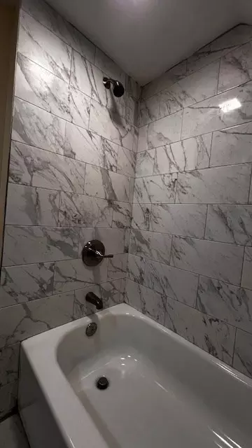 Bath - 81 Mccarthy Ave, Chicopee, MA 01020 photo 3 of 3