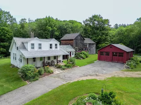 73 E Baylies Rd, Charlton, MA 01507