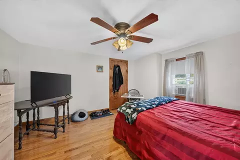 Bedroom - 504 Twichell St, Athol, MA 01331 photo 6 of 6