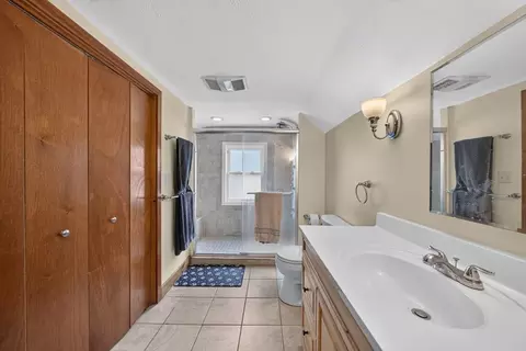 Bath - 504 Twichell St, Athol, MA 01331 photo 4 of 4