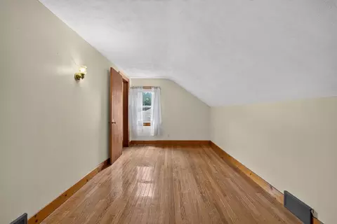 Bedroom - 504 Twichell St, Athol, MA 01331 photo 2 of 6