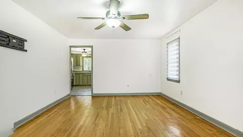 128 W Canton Cir, Springfield, MA 01104 photo 22