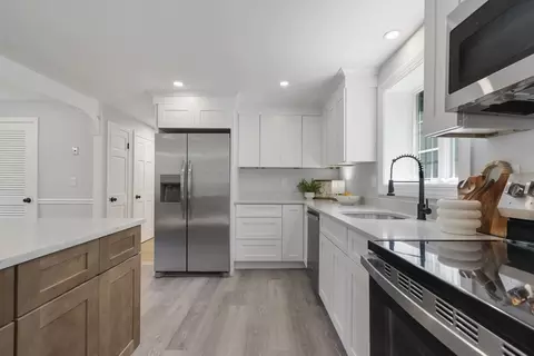 Kitchen - 14 Brown Dr, Walpole, MA 02081 photo 2 of 2
