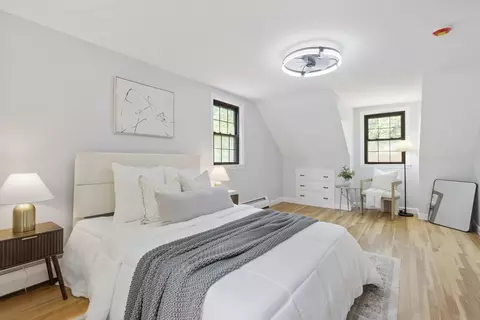 Bedroom - 14 Brown Dr, Walpole, MA 02081 photo 5 of 7