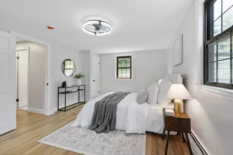 Bedroom - 14 Brown Dr, Walpole, MA 02081 photo 4 of 7