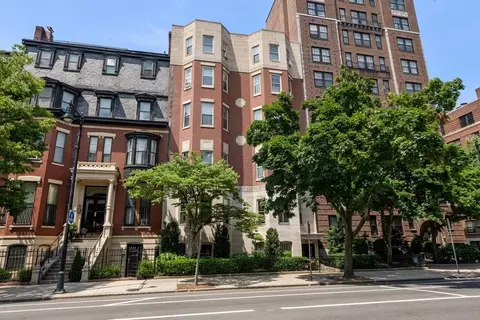 286 Beacon St #8, Boston, MA 02116