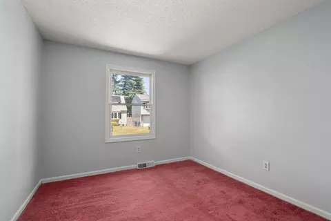 Bedroom - 15 Herbert Ave, Springfield, MA 01119 photo 3 of 5