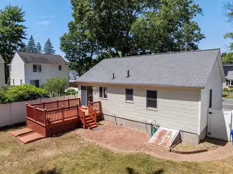 Exterior - 15 Herbert Ave, Springfield, MA 01119 photo 2 of 7