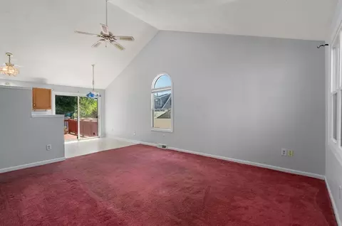 Living - 15 Herbert Ave, Springfield, MA 01119 photo 1 of 2