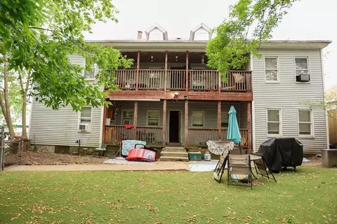 22-24 Floyd St, Lowell, MA 01852
