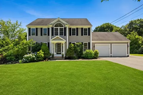 489 Hart St, Dighton, MA 02715
