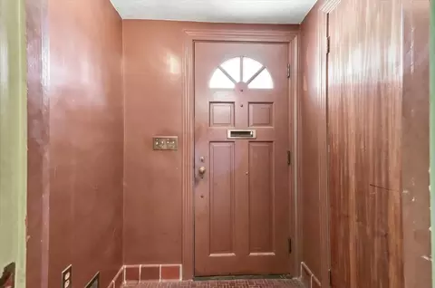 21 N Shore Ave, Danvers, MA 01923 photo 2