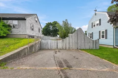 21 N Shore Ave, Danvers, MA 01923 photo 32