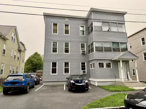 162 Narragansett Blvd, Chicopee, MA 01013
