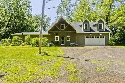 30 Cove Island Rd, South Hadley, MA 01075