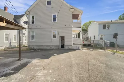 Exterior - 102-104 Cambridge St, Springfield, MA 01109 photo 4 of 6