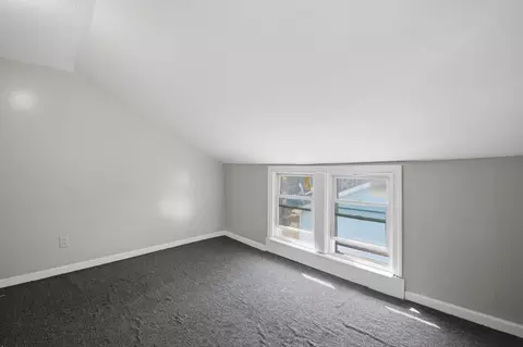 Bedroom - 102-104 Cambridge St, Springfield, MA 01109 photo 6 of 7