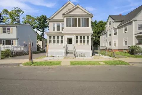 102-104 Cambridge St, Springfield, MA 01109