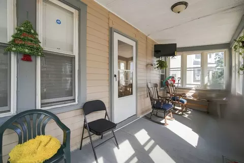 Exterior - 102-104 Cambridge St, Springfield, MA 01109 photo 2 of 6