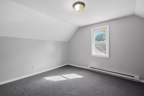 Bedroom - 102-104 Cambridge St, Springfield, MA 01109 photo 5 of 7
