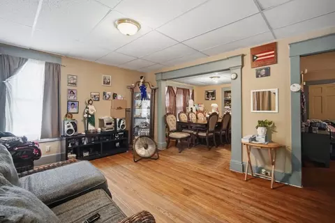 Entry Way - 102-104 Cambridge St, Springfield, MA 01109 photo 1 of 2