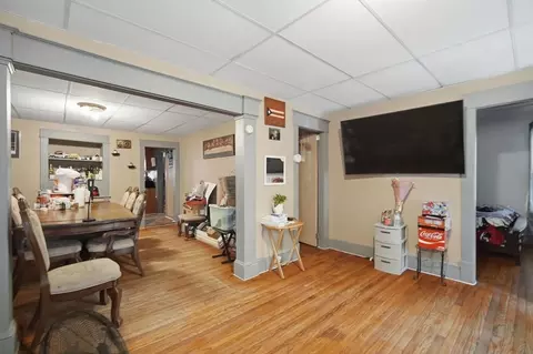 Entry Way - 102-104 Cambridge St, Springfield, MA 01109 photo 2 of 2