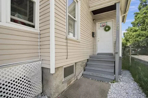 Exterior - 102-104 Cambridge St, Springfield, MA 01109 photo 6 of 6