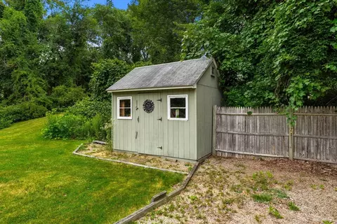 Exterior - 5 Main St, Acton, MA 01720 photo 6 of 9