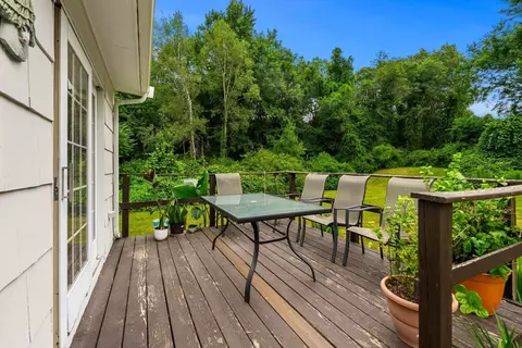 Exterior - 5 Main St, Acton, MA 01720 photo 5 of 9