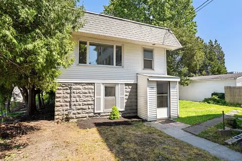 240 Montaup St, Fall River, MA 02724