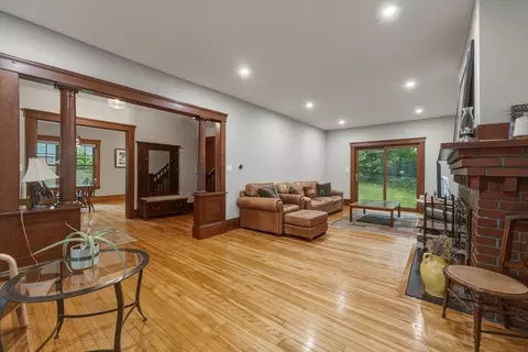 Living - 2 Biltmore Rd, Worcester, MA 01602 photo 1 of 3