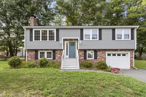 25 Glenwood Rd, Tewksbury, MA 01876