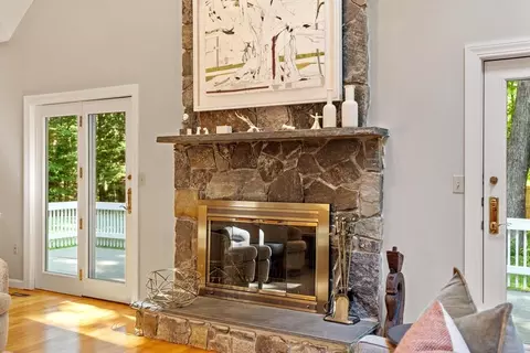 Entry Way - 10 Wingate Ln, Acton, MA 01720 photo 1 of 4
