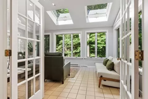 Entry Way - 10 Wingate Ln, Acton, MA 01720 photo 3 of 4
