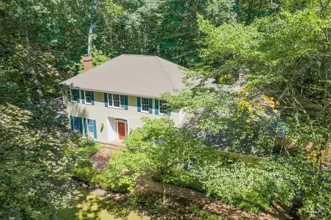 Exterior - 10 Wingate Ln, Acton, MA 01720 photo 7 of 8