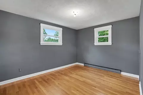 Bedroom - 35 Park Forest Rd, Springfield, MA 01118 photo 1 of 7