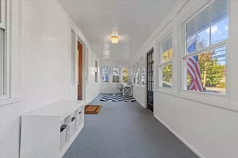 Exterior - 533 Chestnut St, Needham, MA 02492 photo 3 of 9