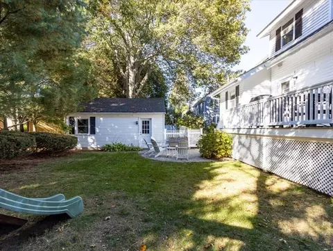 Exterior - 533 Chestnut St, Needham, MA 02492 photo 5 of 9