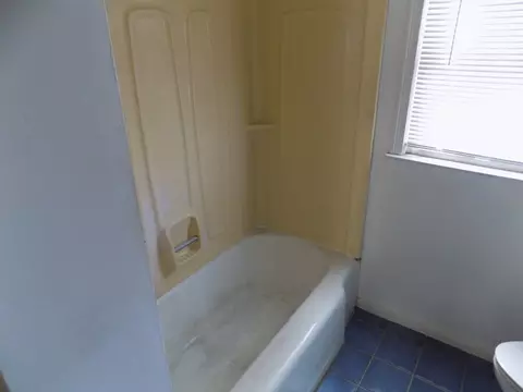 Bath - 1261 Page Blvd, Springfield, MA 01104 photo 2 of 4