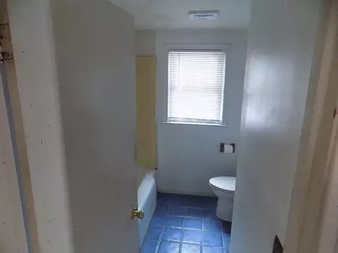 Bath - 1261 Page Blvd, Springfield, MA 01104 photo 1 of 4