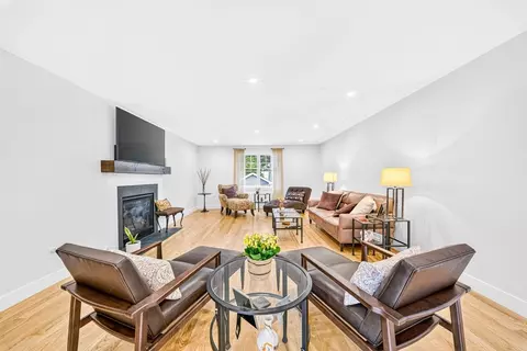 Living - 2 Sequoia St, Billerica, MA 01821 photo 1 of 2