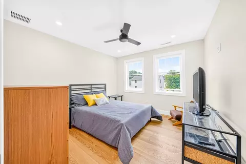 Bedroom - 2 Sequoia St, Billerica, MA 01821 photo 1 of 4