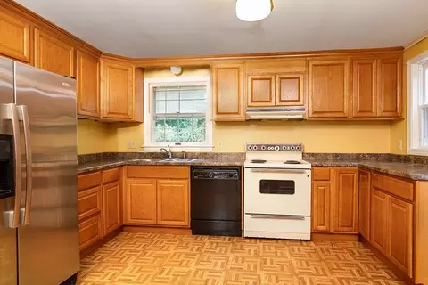 Kitchen - 189 Sherbert Rd, Ashburnham, MA 01430 photo 2 of 2