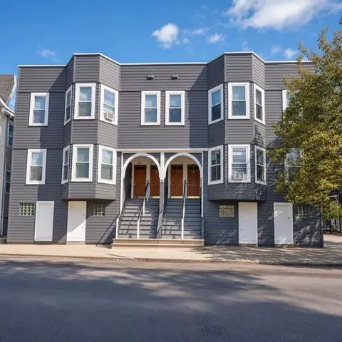 80 Heath St, Somerville, MA 02145