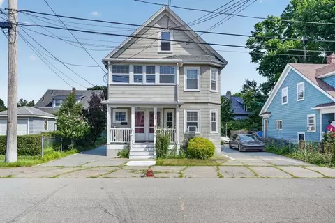 324-326 Atlantic St, Quincy, MA 02171