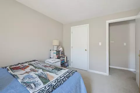 Bedroom - 2 Mathurin Rd, Plainville, MA 02762 photo 4 of 7