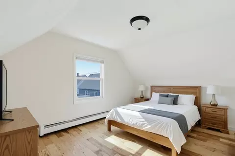 Bedroom - 13-15 Heath St, Everett, MA 02149 photo 6 of 8