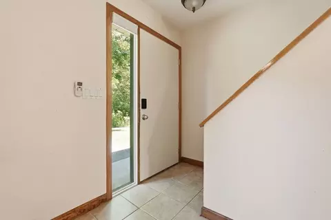 Entry Way - 170 E Hadley Rd #96, Amherst, MA 01002 photo 2 of 3