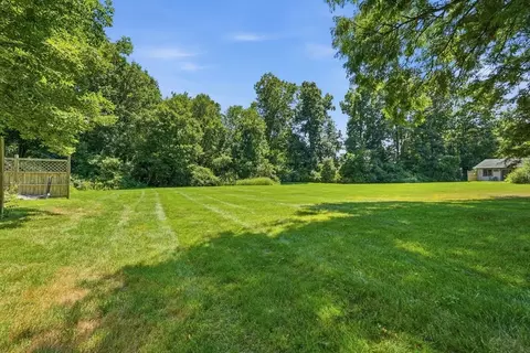 Exterior - 170 E Hadley Rd #96, Amherst, MA 01002 photo 9 of 12