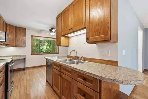 Kitchen - 170 E Hadley Rd #96, Amherst, MA 01002 photo 4 of 5